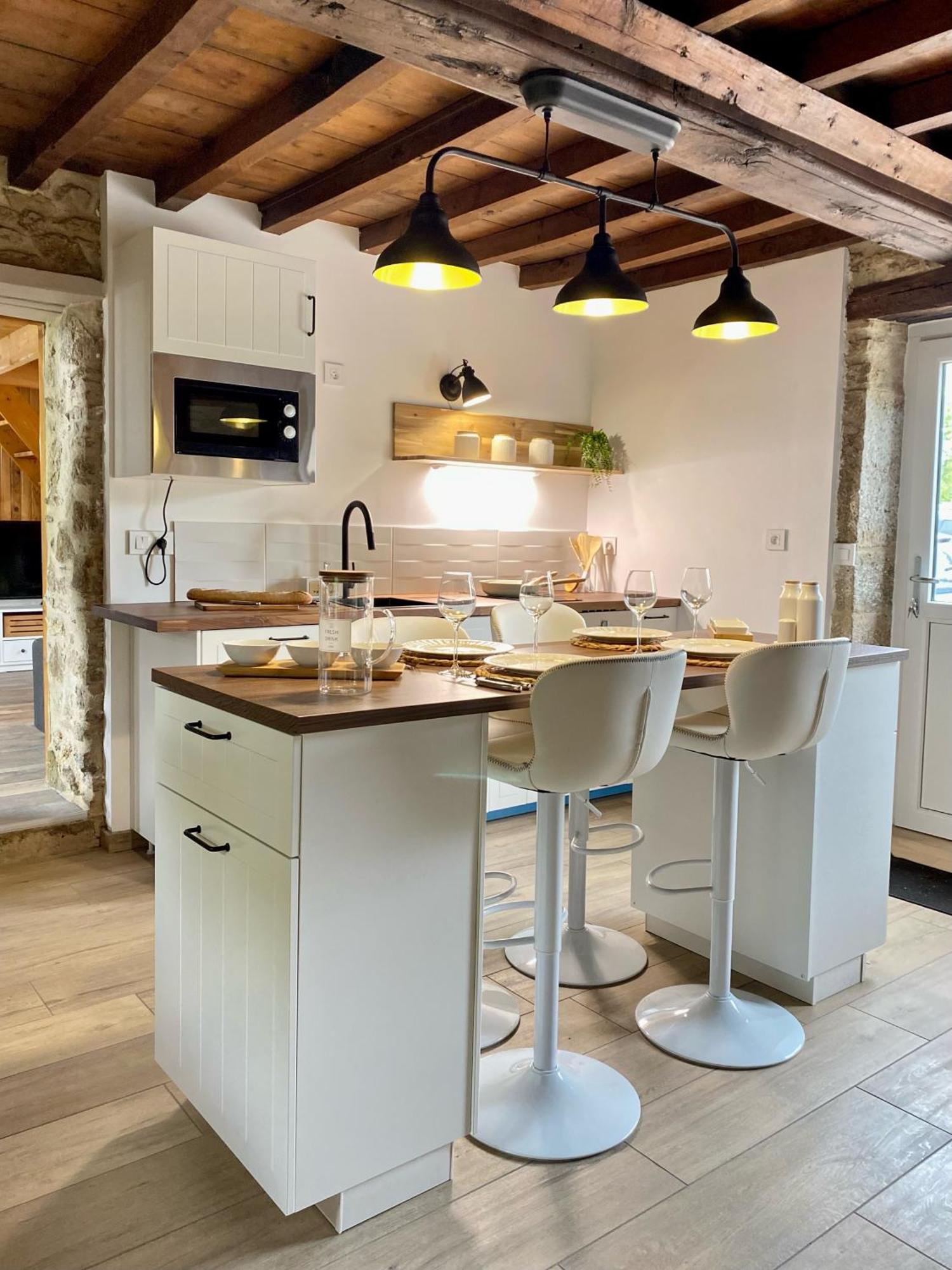 Aux Petites Portes Du Morvan Montlay-en-Auxois Exteriör bild